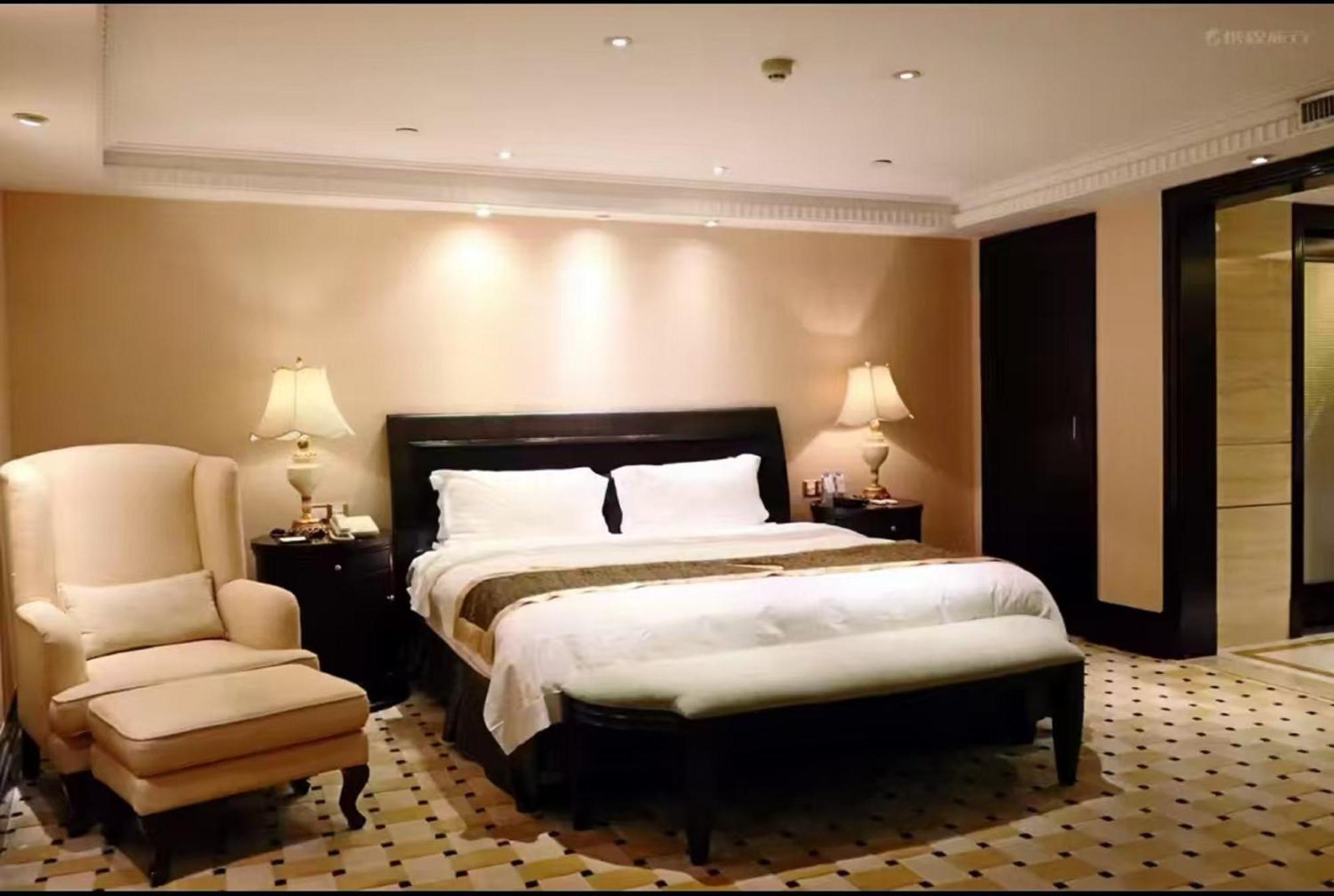 Royal Mediterranean Hotel Kanton Zewnętrze zdjęcie